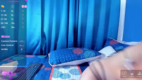 Snapshot of grettel__ chatting on October 28, 2025, 8:00 pm Gretel online show from October 28, 2025, 8:00 pm