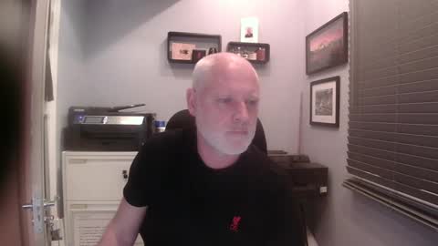 Snapshot of greyfox_6000 chatting on March 5, 2025, 10:43 pm greyfox_6000 online show from March 5, 2025, 10:43 pm