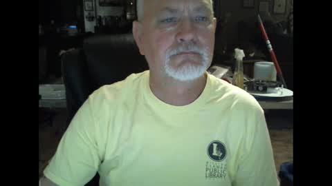 Snapshot of greystone844 chatting on December 31, 2024, 1:19 pm David online show from December 31, 2024, 1:19 pm