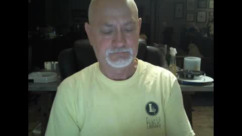 Snapshot of greystone844 chatting on January 3, 2025, 1:14 pm David online show from January 3, 2025, 1:14 pm