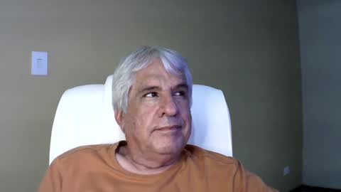 grisa01 online show from March 2, 2025, 9:43 pm