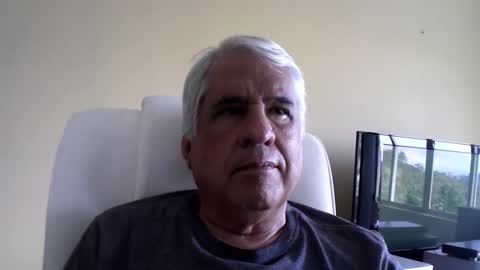 grisa01 online show from April 1, 2026, 1:01 pm