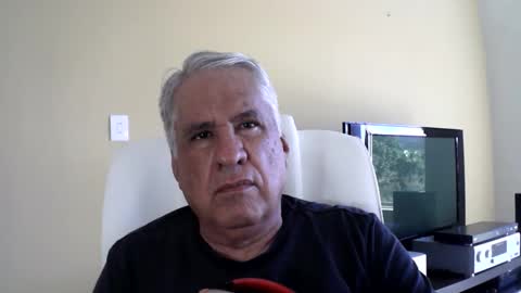 grisa01 online show from April 19, 2026, 1:32 pm