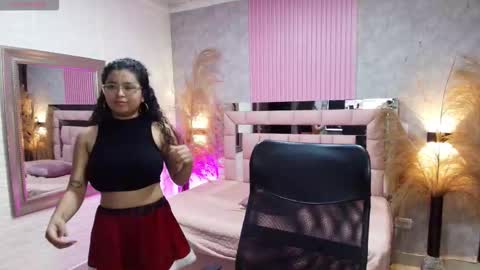    online show from December 17, 2025, 7:09 pm