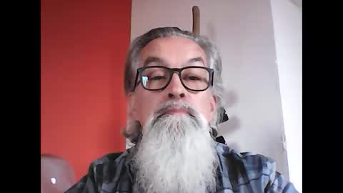 Snapshot of grybear60 chatting on January 21, 2025, 11:56 am Grybear online show from January 21, 2025, 11:56 am