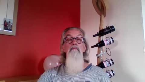 Snapshot of grybear60 chatting on September 9, 2025, 6:46 am Grybear online show from September 9, 2025, 6:46 am