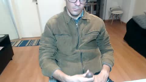 Snapshot of guachin_new chatting on July 5, 2026, 4:19 am guachin_new online show from July 5, 2026, 4:19 am