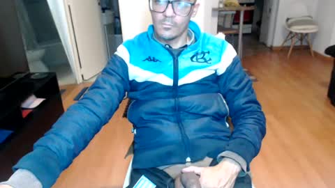 Snapshot of guachin_new chatting on July 11, 2026, 5:21 am guachin_new online show from July 11, 2026, 5:21 am