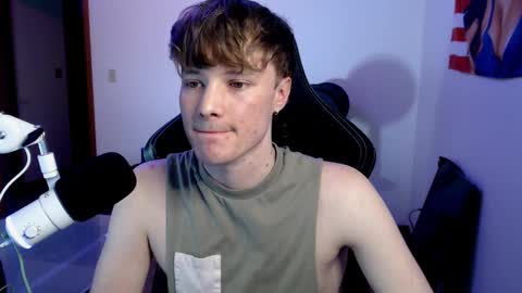 Snapshot of gucciboi4 chatting on March 2, 2025, 4:28 am gucciboi4 online show from March 2, 2025, 4:28 am