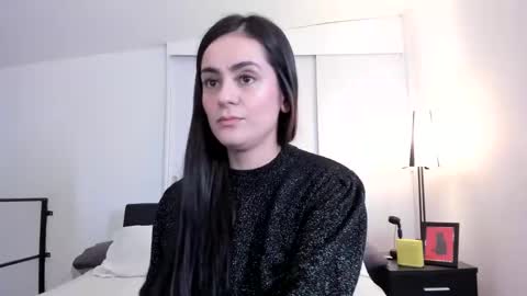 Snapshot of guccipussy1 chatting on December 4, 2024, 8:07 pm Elena online show from December 4, 2024, 8:07 pm