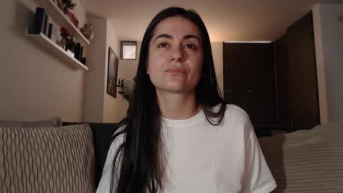 Snapshot of guccipussy1 chatting on September 29, 2025, 5:29 pm Elena online show from September 29, 2025, 5:29 pm