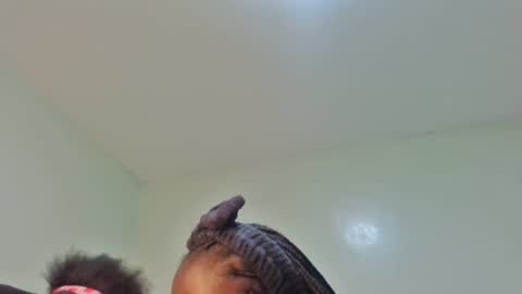 gud_lunah1 online show from June 22, 2026, 3:31 pm