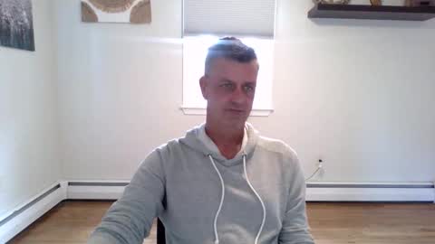 Snapshot of gudguy2025 chatting on November 1, 2025, 4:31 pm gudguy2025 online show from November 1, 2025, 4:31 pm