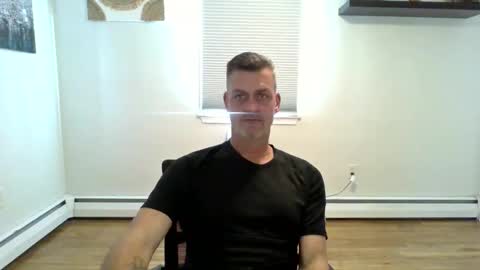 Snapshot of gudguy2025 chatting on November 13, 2025, 3:00 pm gudguy2025 online show from November 13, 2025, 3:00 pm