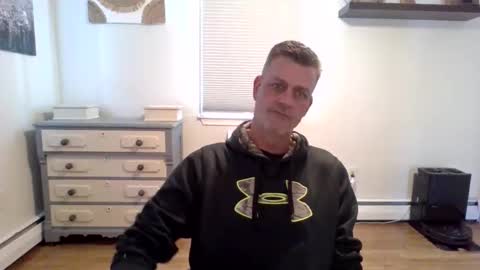 Snapshot of gudguy2025 chatting on February 2, 2026, 6:28 pm gudguy2025 online show from February 2, 2026, 6:28 pm