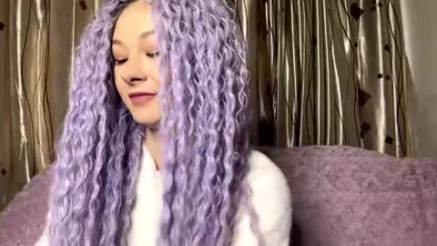 Kira online show from March 11, 2026, 7:03 am