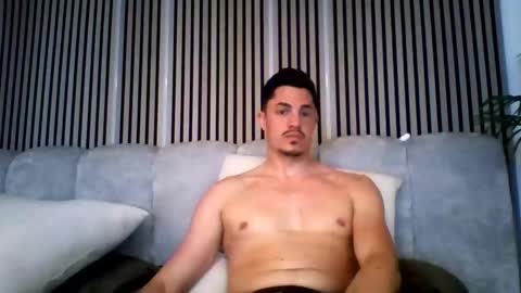 Snapshot of guerillatequilla chatting on May 21, 2026, 8:10 am guerillatequilla online show from May 21, 2026, 8:10 am