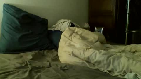 Snapshot of gui67100 chatting on October 12, 2025, 8:35 am Gengen online show from October 12, 2025, 8:35 am