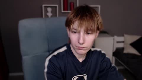 guitarandangell online show from February 27, 2026, 2:44 am