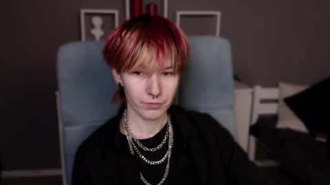 guitarandangell online show from April 8, 2026, 5:18 am