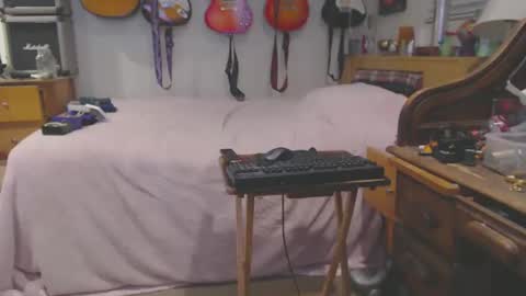 Mario online show from February 27, 2025, 1:17 pm