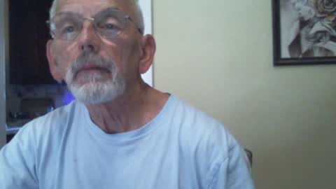 Snapshot of gulfcoast1952 chatting on January 11, 2025, 2:58 pm Roy online show from January 11, 2025, 2:58 pm