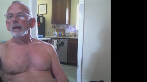 Snapshot of gulfcoast1952 chatting on September 12, 2025, 7:03 pm Roy online show from September 12, 2025, 7:03 pm