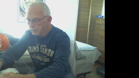 Snapshot of gulfcoast1952 chatting on February 1, 2026, 3:32 pm Roy online show from February 1, 2026, 3:32 pm