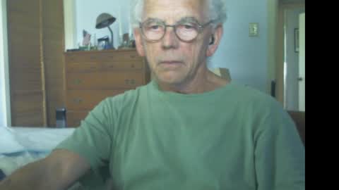 Snapshot of gulfcoast1952 chatting on June 8, 2026, 8:09 pm Roy online show from June 8, 2026, 8:09 pm