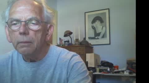 Snapshot of gulfcoast1952 chatting on June 27, 2026, 8:58 pm Roy online show from June 27, 2026, 8:58 pm