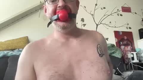 Snapshot of gummicasual chatting on November 17, 2025, 12:55 pm gummicasual online show from November 17, 2025, 12:55 pm