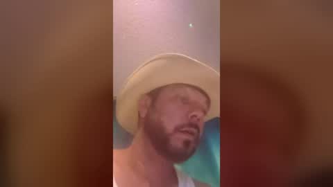 Snapshot of gunzguny634996 chatting on August 4, 2026, 7:11 am gunzguny634996 online show from August 4, 2026, 7:11 am