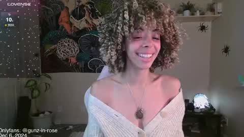 Kylie online show from December 6, 2024, 5:11 pm