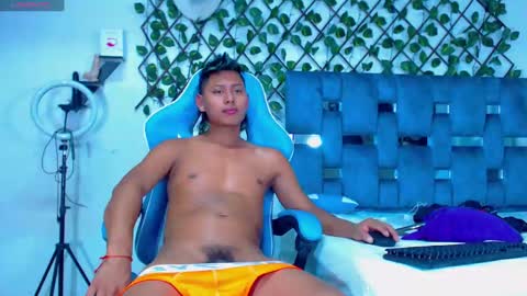 Snapshot of gurxxxt chatting on December 7, 2024, 6:37 pm Hakim online show from December 7, 2024, 6:37 pm