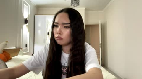 Alana online show from May 10, 2026, 1:05 pm