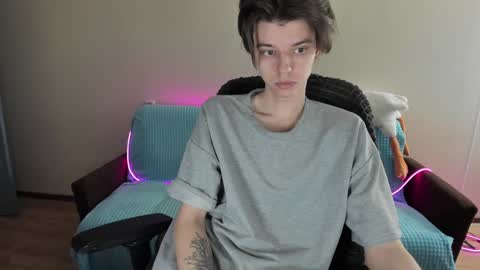 guy_liam1 online show from February 4, 2025, 6:14 am