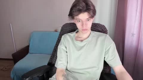 guy_liam1 online show from March 11, 2025, 8:09 am