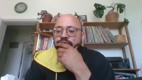 Snapshot of guy_wood15 chatting on April 20, 2026, 11:13 am guy_wood15 online show from April 20, 2026, 11:13 am