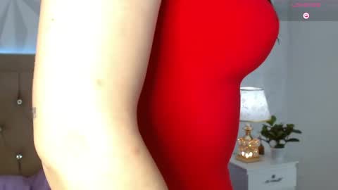 Gwen Drew online show from April 17, 2026, 7:50 pm