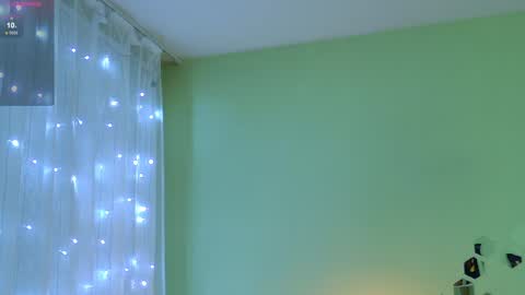 Sweety Kitty online show from December 24, 2024, 5:55 pm