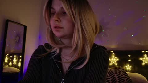 Snapshot of gwenhilton chatting on December 28, 2024, 11:41 am gwenhilton online show from December 28, 2024, 11:41 am