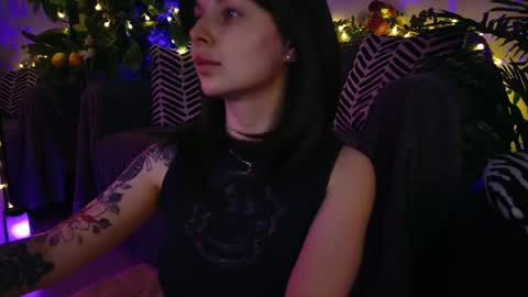 Snapshot of gwenhilton chatting on March 5, 2025, 5:50 am gwenhilton online show from March 5, 2025, 5:50 am