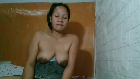 Snapshot of gwenn24 chatting on March 22, 2026, 1:25 pm gwenn24 online show from March 22, 2026, 1:25 pm