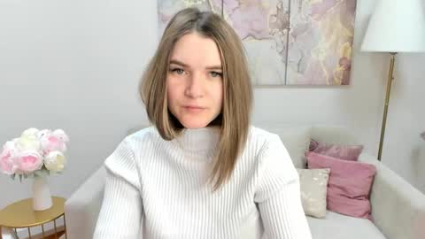 Snapshot of gwensmitt chatting on November 9, 2025, 11:25 pm gwensmitt online show from November 9, 2025, 11:25 pm