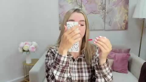 gwensmitt online show from July 22, 2026, 10:34 pm