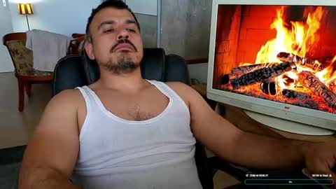 Snapshot of gymd4ddy chatting on May 5, 2026, 2:03 pm gymd4ddy online show from May 5, 2026, 2:03 pm