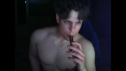 gymguy0505 online show from March 27, 2026, 11:04 pm