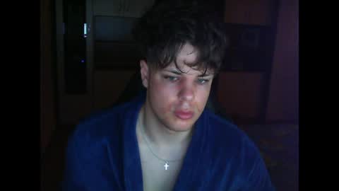 gymguy0505 online show from April 7, 2026, 2:28 pm