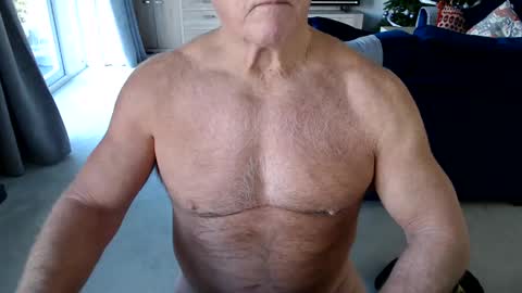 Snapshot of gymguyuk28 chatting on December 19, 2024, 11:50 am Gymguy online show from December 19, 2024, 11:50 am