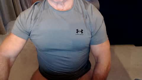 Snapshot of gymguyuk28 chatting on February 4, 2025, 6:38 pm Gymguy online show from February 4, 2025, 6:38 pm